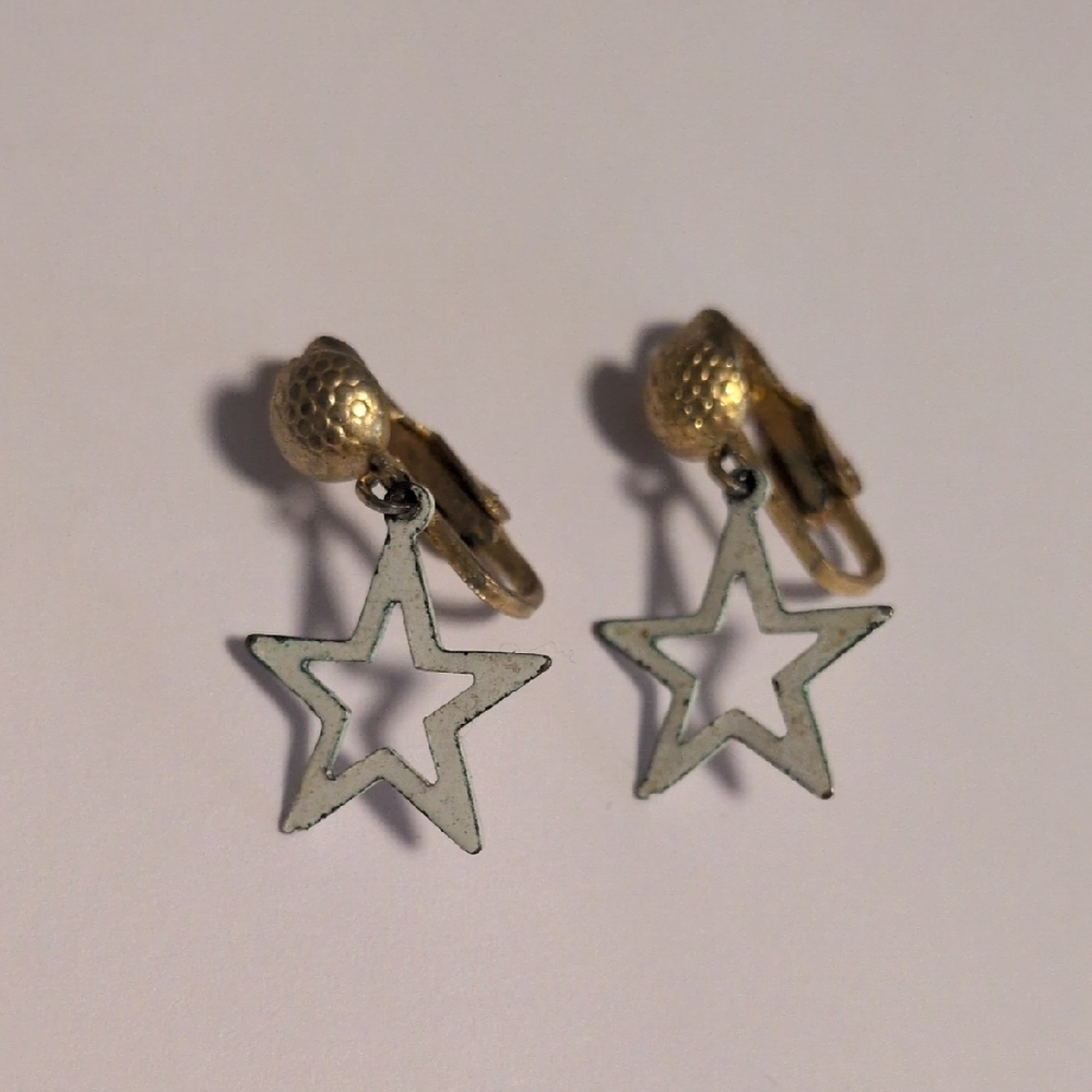 Vintage Gold With White Stars Dangle Clip On Earrings